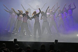 Tanzgruppe (Nebel)